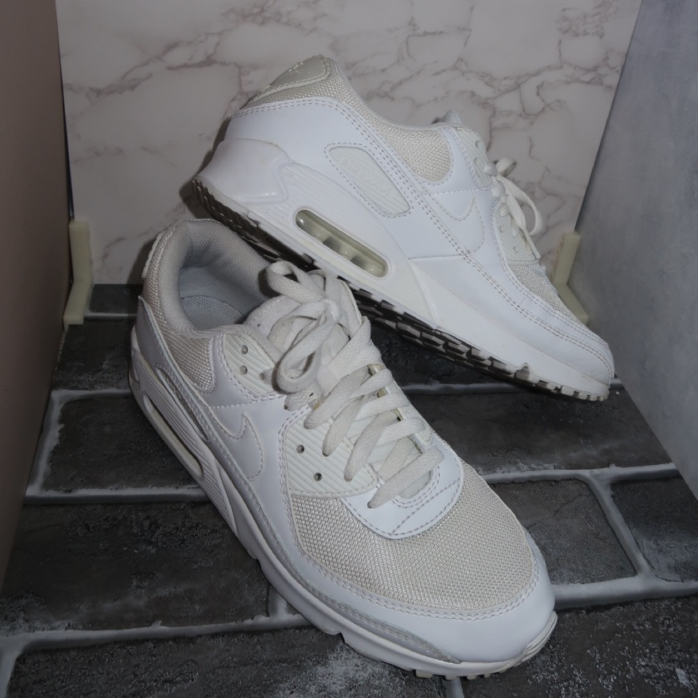 ‼️ NIKE AIR MAX 90 PREMIUM WHITE METALLIC SILVER ‼️